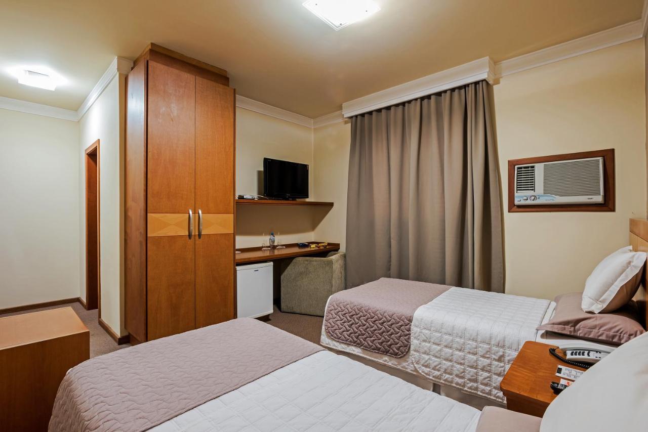 Astron Ponta Grossa Plaza By Nobile Hotel Eksteriør billede